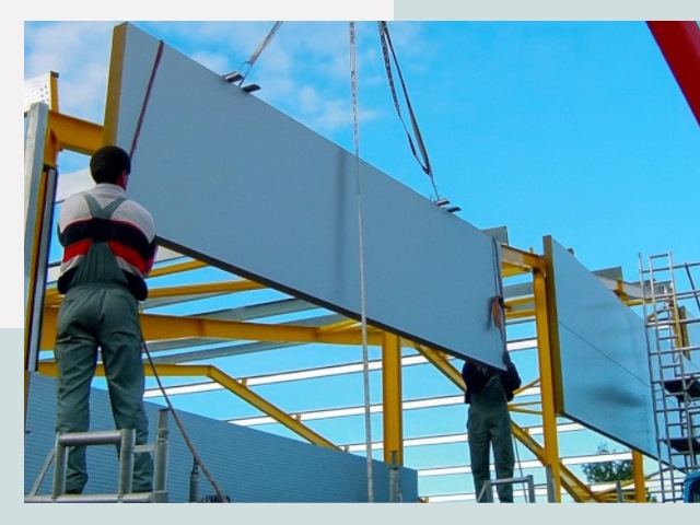 Монтаж сэндвич-панелей в Клинцах от 624 руб.